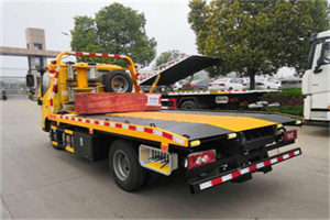 港口道路救援拖车报价