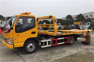 港口哪里有拖车服务